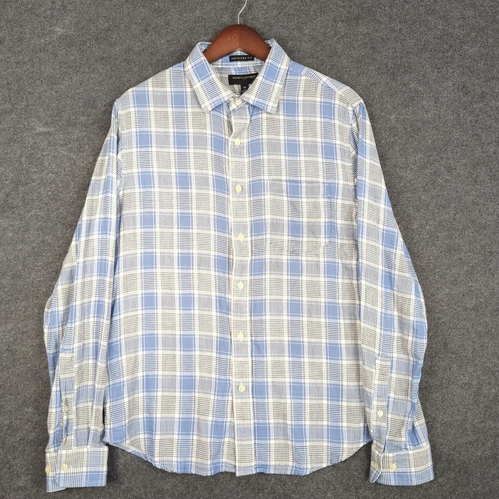 Banana‎ Republic Mens M Untucked Fit Plaid Blue White Long Sleeve